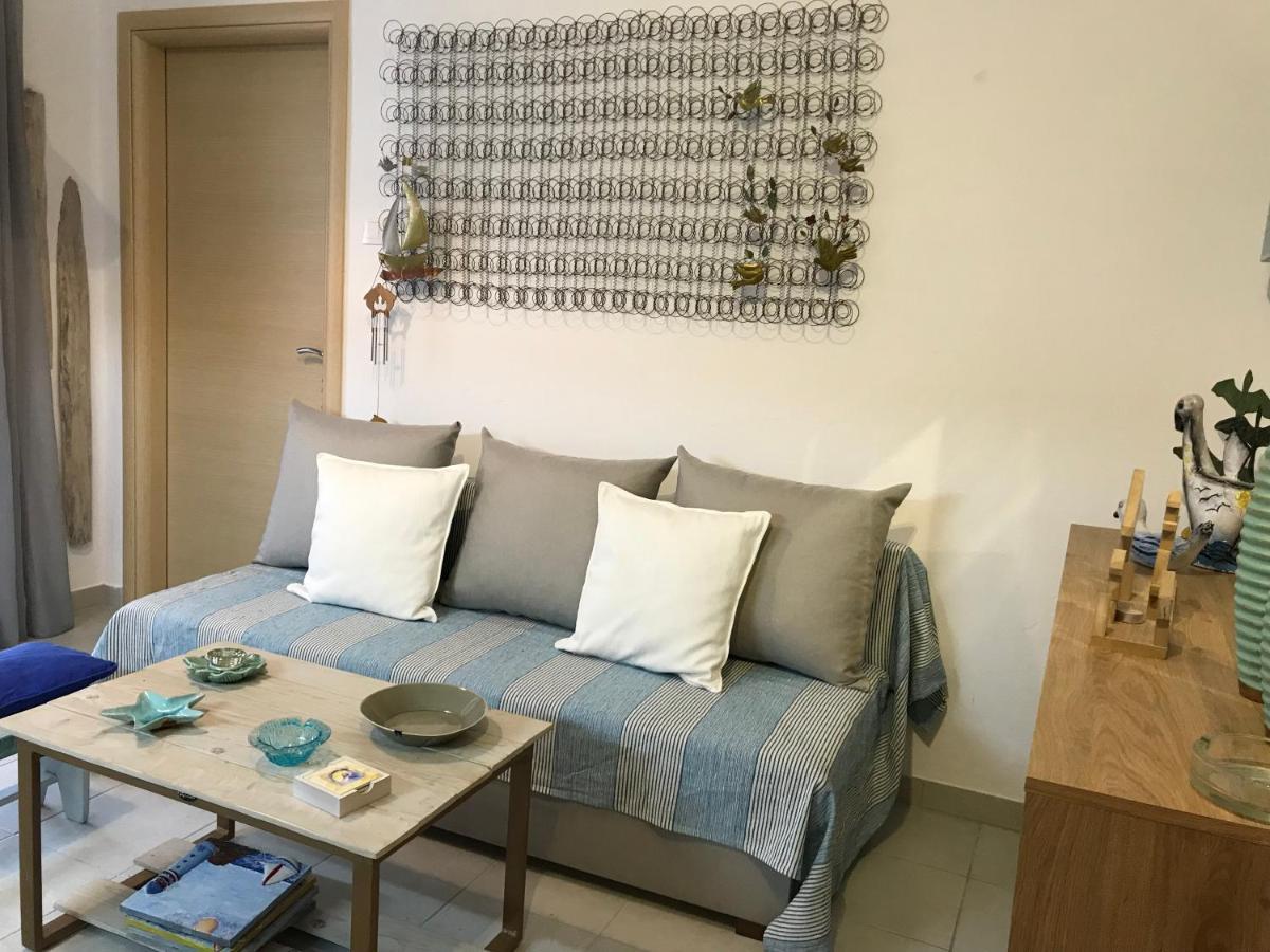 Grey Theros Apartments Paralia Dionisiou Exterior foto